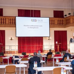 8. Dialogforum: Blick in den Saal