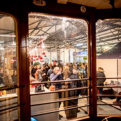 12. Dialogforum: Blick ins Hist. Straßenbahn Depot St. Peter