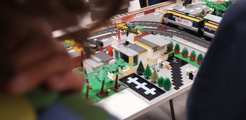 5. Kinder- und Jugendbeteiligung: Lego-Modelle