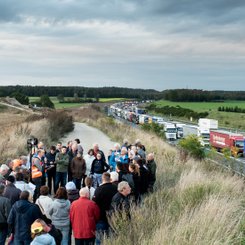 Lokalforum Haundorf 2019: Die Teilnehmenden erhalten Informationen über den Streckenabschnitt